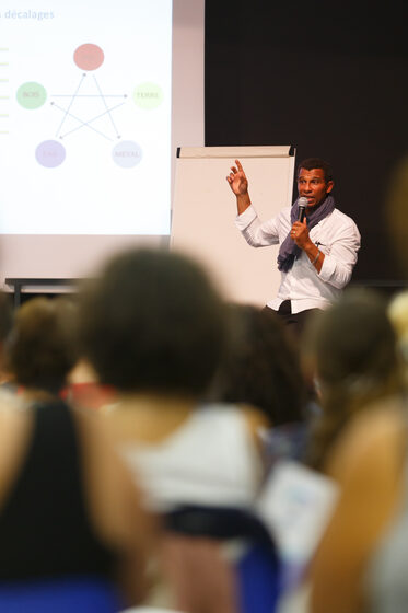 Conférence MEGC
